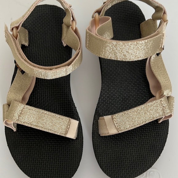 Teva Shoes - TEVA metallic gold sandals, size womens 5